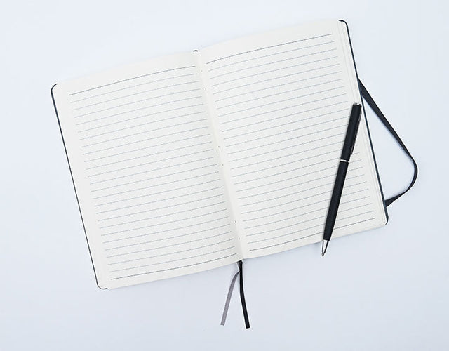 The Economist B6 Executive Notebooks - Ruled - Black