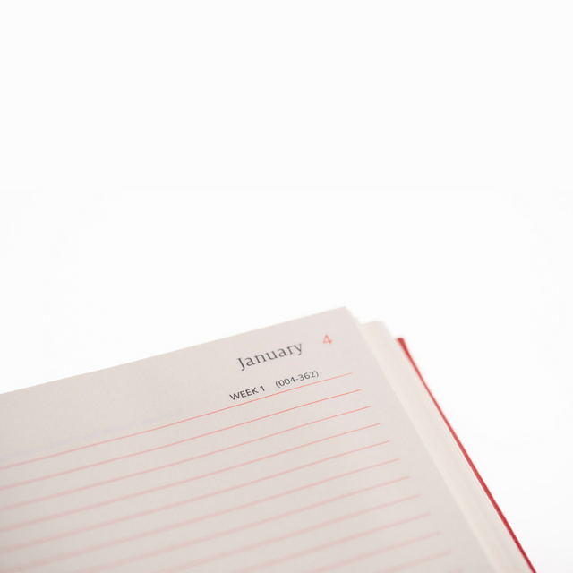 The Economist - 2027 Calendar Year Planner –  12 Month (260 x 210mm) Day-to-Page Diary – Luxury Leather Cover in Red - The Economist Desk Diary Range (EPADR-27)